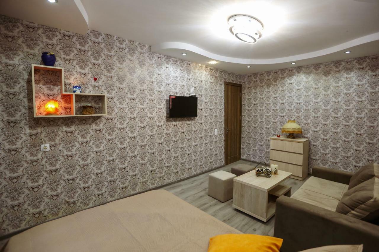 N&N House Villa Tbilisi Eksteriør billede